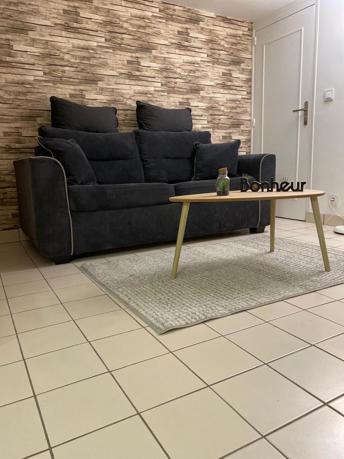 Apartment T2 Cosy A 15 Min De Et Proche De Paris *